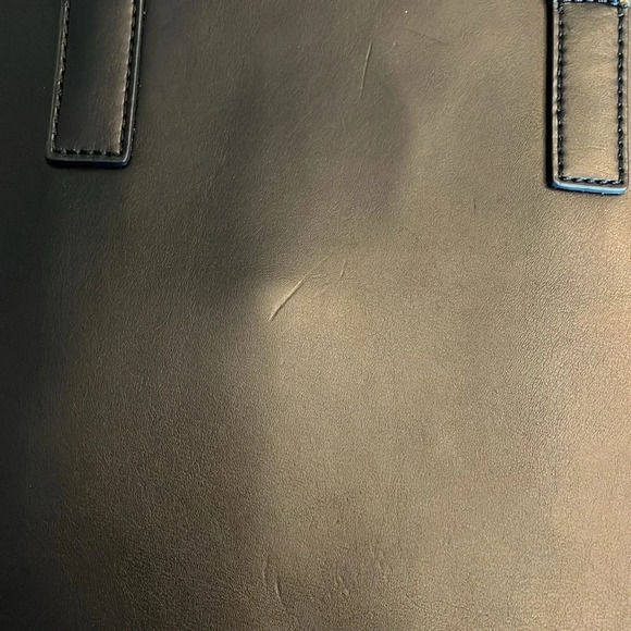 Danier black large stud, tote bag, leather edgy streetwear office. laptop. - Picture 11 of 17